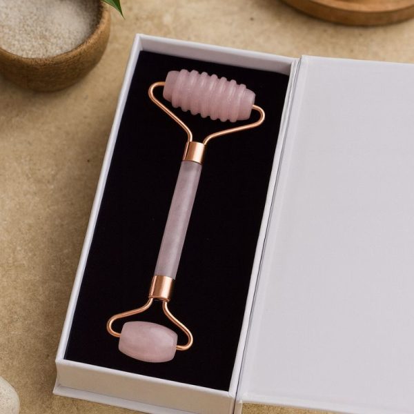 coffret-rouleau-quartz-rose-decoration-2.jpg massage facial quartz rose