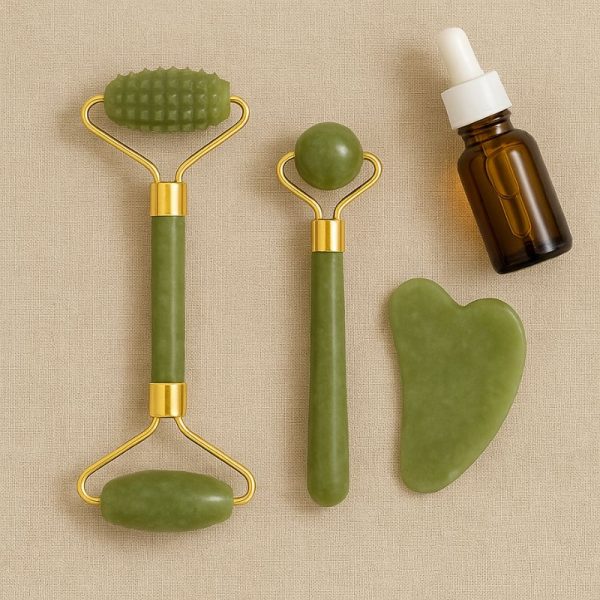 kit-gua-sha-rouleau-jade-accessoires-trio-1.jpg soin facial Gua Sha