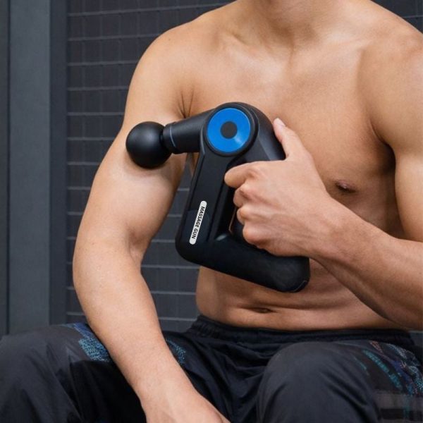 pistolet-massage-compact-utilisation-epaule-bras-1.jpg soluteur soulagement musculaire